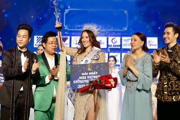 Đơn vị tổ chức thi “chui” Hoa hậu Doanh nhân sắc đẹp Việt 2020 bị phạt 90 triệu đồng - Anh 1