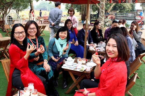 “Đánh thức người đẹp” Tây Hồ - Anh 6