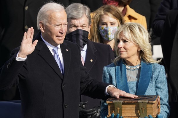 Tân Tổng thống Mỹ Joe Biden​​​​​​​: Hành động để thúc đẩy đất nước tiến về phía trước - Anh 1