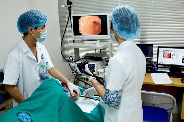 Số bệnh nhân mắc mới và tử vong do ung thư tăng nhanh ở Việt Nam: Chuyên gia lý giải nguyên nhân... - Anh 1