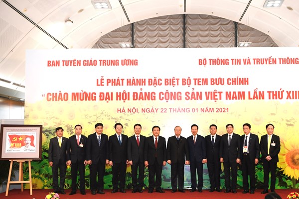 Phát hành bộ tem đặc biệt chào mừng Đại hội Đảng toàn quốc lần thứ XIII - Anh 3
