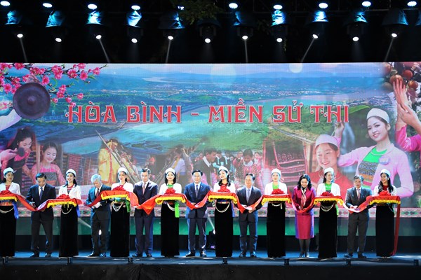Kết nối miền sử thi với kinh kỳ nghìn năm văn hiến - Anh 1