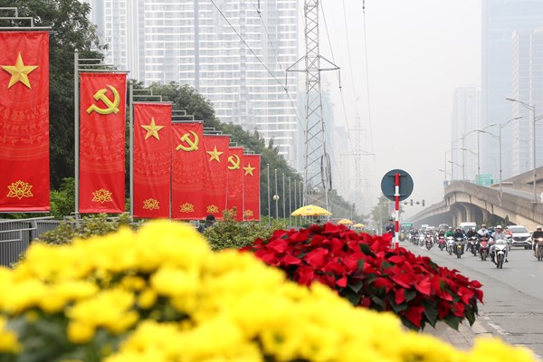 Ngày làm việc đầu tiên của Đại hội XIII - Anh 14