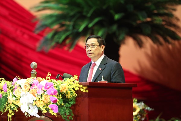 Ngày làm việc đầu tiên của Đại hội XIII - Anh 9