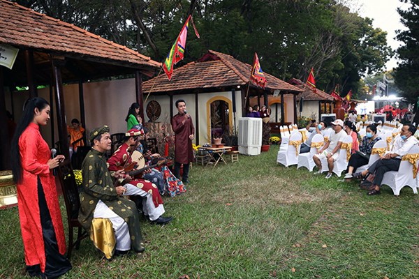“Đến đây các con hiểu hơn về Tết cổ truyền” - Anh 3