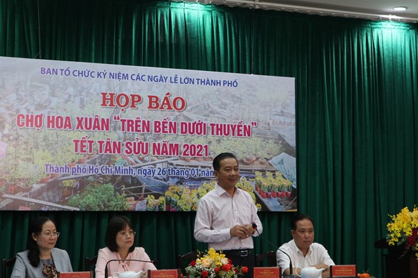 Chợ hoa Xuân “Trên bến dưới thuyền” đến hẹn lại lên - Anh 3
