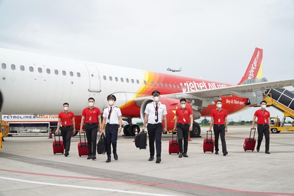Tết rộn ràng, bay thoả thích cùng Vietjet chỉ từ 0 đồng - Anh 3