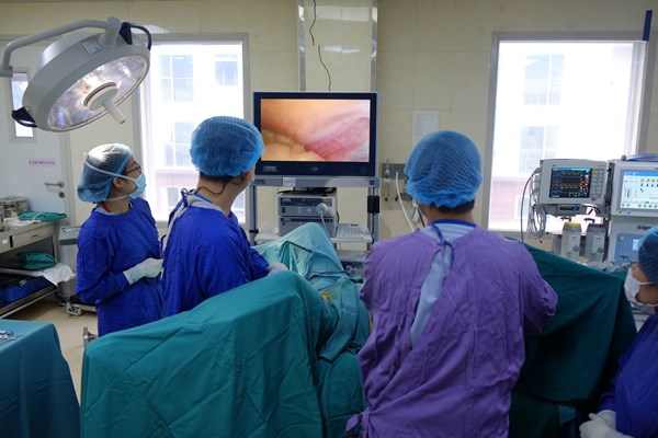 Người phụ nữ ở tuổi 56 khăn gói từ TP HCM ra Hà Nội mong tìm lại “thiên chức” - Anh 2