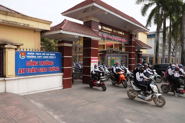 Hiệu trưởng hành hung giáo viên ở Hải Dương: Cơ quan chức năng đang làm rõ - Anh 1