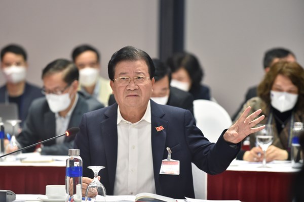 Thêm 82 ca mới, Thủ tướng họp khẩn - Anh 4