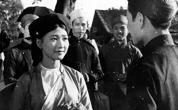 Đến hẹn lại lên trong chương trình điện ảnh chuyên đề  kỷ niệm Ngày thành lập Đảng - Anh 2