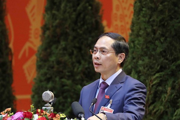 Vượt qua khó khăn, nhiều lĩnh vực đạt kết quả đáng ghi nhận - Anh 1