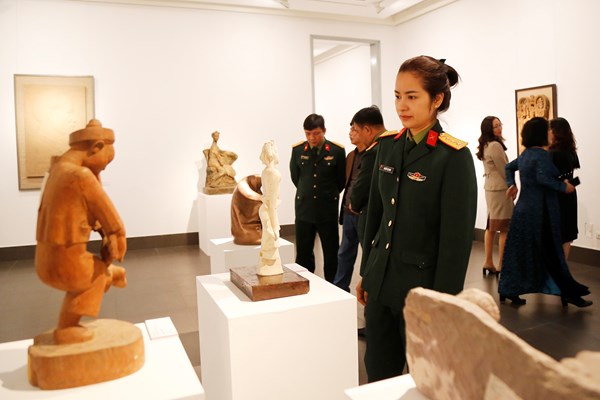 Khai mạc triển lãm điêu khắc Mùa xuân đất nước - Anh 4