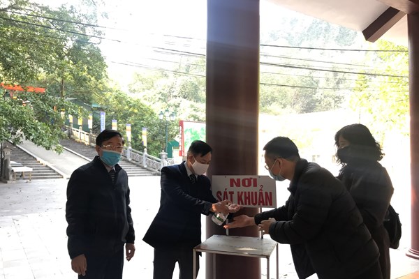 Bộ VHTTDL: Tạm ngừng tổ chức lễ hội đối với các địa phương có dịch bệnh bùng phát - Anh 2