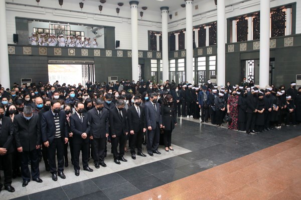Tiễn biệt nguyên Thứ trưởng Bộ VHTTDL, GS.NSND Trung Kiên - Anh 8