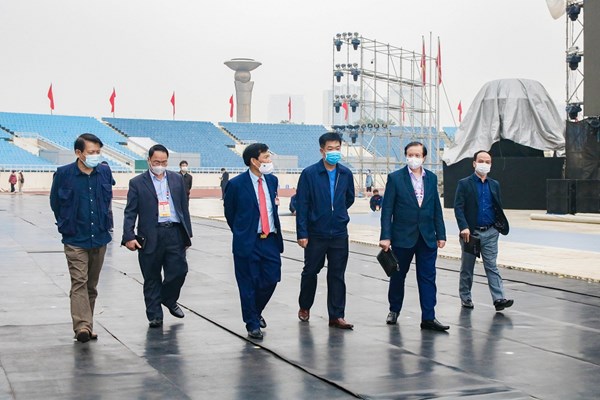 Bộ trưởng Nguyễn Ngọc Thiện kiểm tra Chương trình nghệ thuật “Khát vọng-Toả sáng” - Anh 3