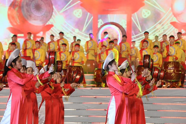 Sẵn sàng cho Chương trình nghệ thuật chào mừng thành công Đại hội Đảng - Anh 4