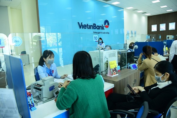 VietinBank (HOSE CTG): Tỷ lệ nợ xấu giảm mạnh, chỉ còn 0,94% - Anh 1