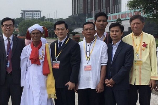 Ngày xuân, kể chuyện về những người giữ hồn văn hóa Chăm - Anh 2