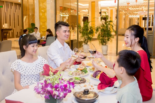 Đón Tết cổ truyền tại khách sạn Mường Thanh - Anh 2