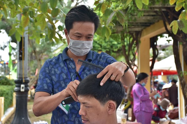 Những phiên 