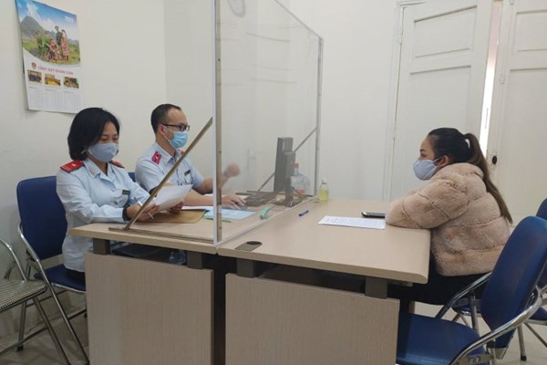 Hà Nội đang tiếp tục xác minh, xử lý cá nhân đưa thông tin sai  lệch trên mạng xã hội - Anh 1