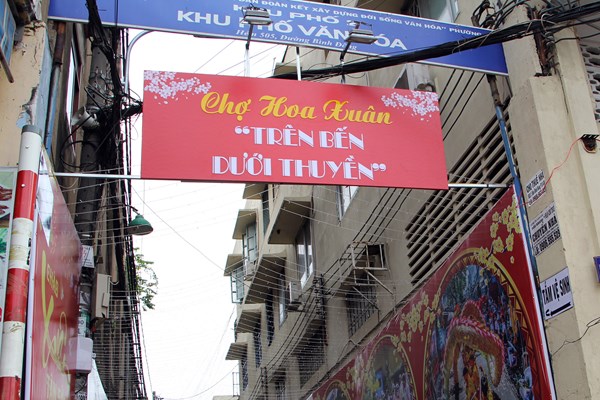 Rực rỡ sắc xuân ở chợ hoa “Trên bến dưới thuyền” - Anh 15