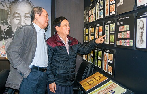 Chân dung Chủ tịch Hồ Chí Minh với đồng tiền Việt nam: Giở lại trang ký ức của những họa sĩ vẽ tiền - Anh 3