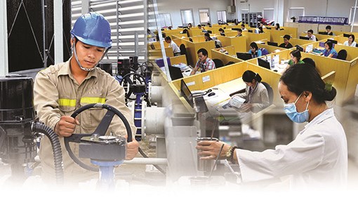 Kinh tế Việt Nam trước sự bất định của đại dịch: Nhìn về cơ hội bứt phá - Anh 1