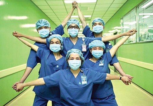 Nhà sử học Dương Trung Quốc với 3 ấn tượng trong năm - Anh 1