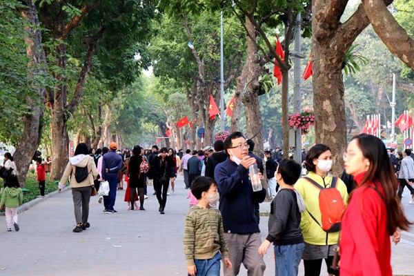 Hà Nội đặt mục tiêu đón cao nhất đón 15 triệu lượt khách - Anh 1
