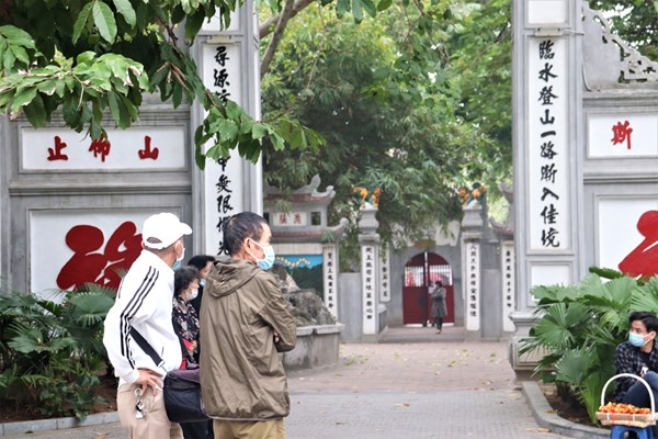 Hà Nội: Di tích, điểm du lịch trong ngày đầu tiên phòng, chống dịch - Anh 7