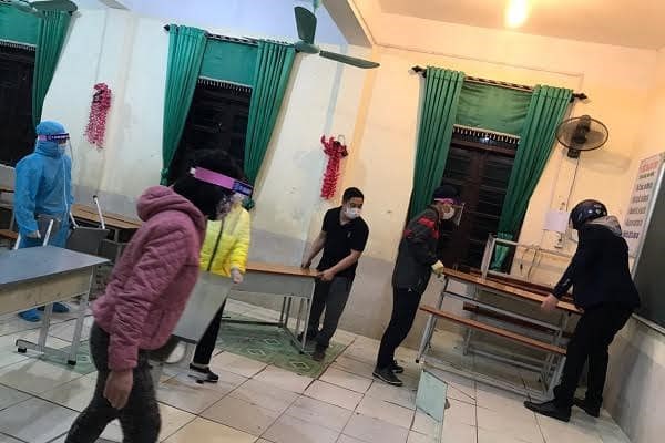 Gấp rút chuyển cách ly công nhân Công ty Poyun - Anh 2