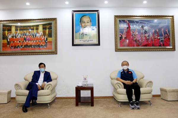 Bộ trưởng Nguyễn Ngọc Thiện: Đội tuyển phải duy trì được ý chí, tinh thần Việt Nam - Anh 1