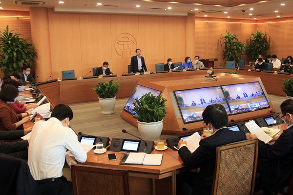 Hà Nội: Các chùa tổ chức cầu an trực tuyến, trung tâm thể thao chưa đón VĐV - Anh 1