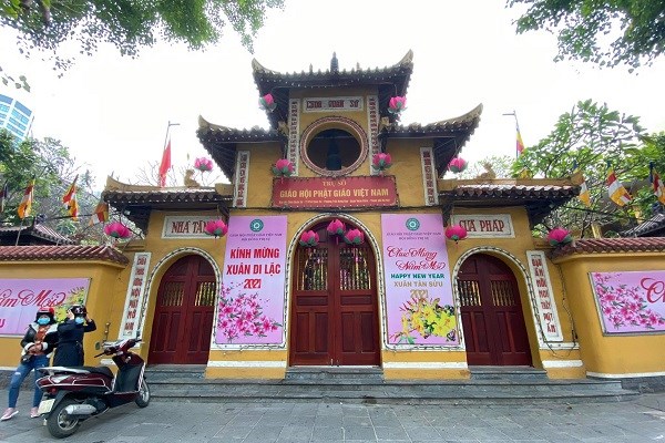 Đảm bảo an toàn phòng, chống dịch bệnh trong khóa lễ cầu an mùa lễ hội Xuân Tân Sửu - Anh 1