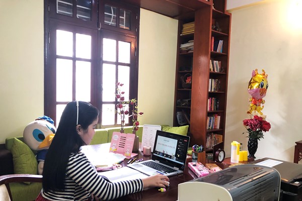 Những ngày học online không thể nào quên - Anh 2
