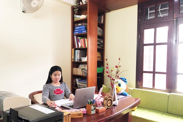 Những ngày học online không thể nào quên - Anh 1