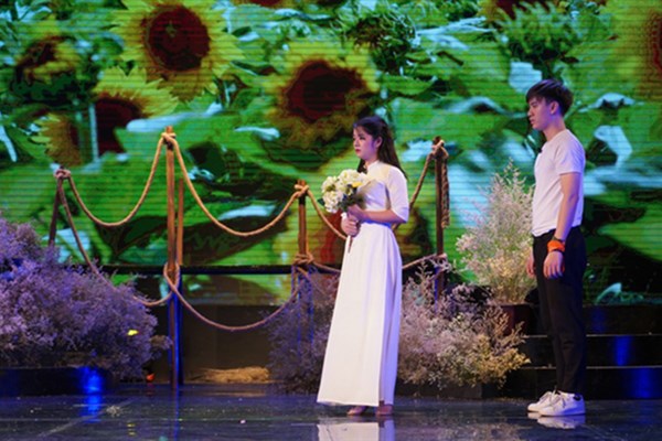 Nhạc kịch đã “dụ dỗ” được công chúng - Anh 2