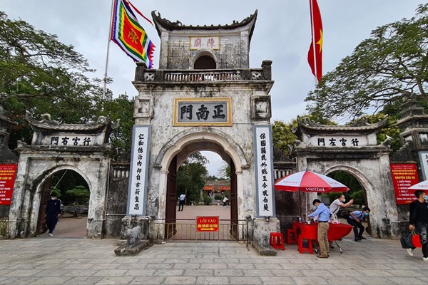 Đền Trần (Nam Định): Nghi lễ truyền thống trang trọng, phát ấn đảm bảo an toàn - Anh 2
