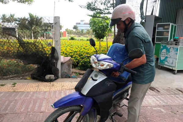 Dân khát giữa trung tâm thành phố - Anh 1