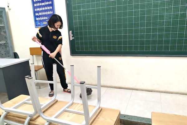 Trở lại trường với các biện pháp phòng dịch nghiêm ngặt - Anh 2