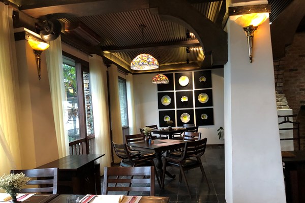 Chuyện kỳ thú về biệt thự nghỉ dưỡng trên núi Ba Vì ( Bài cuối): Từ Trại hè cote 800 đến nơi ở ẩn của ông chủ xưởng MEMO và giấc mơ 
