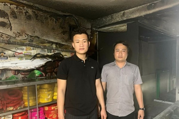 Quảng Bình khen thưởng 3 cá nhân dũng cảm cứu người trong hỏa hoạn - Anh 1
