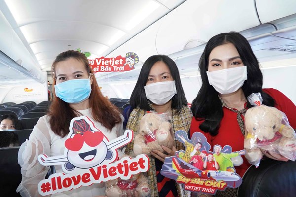 Trao yêu thương cho một nửa thế giới, Vietjet tung vé khuyến mại 0 đồng bay khắp Việt Nam - Anh 3