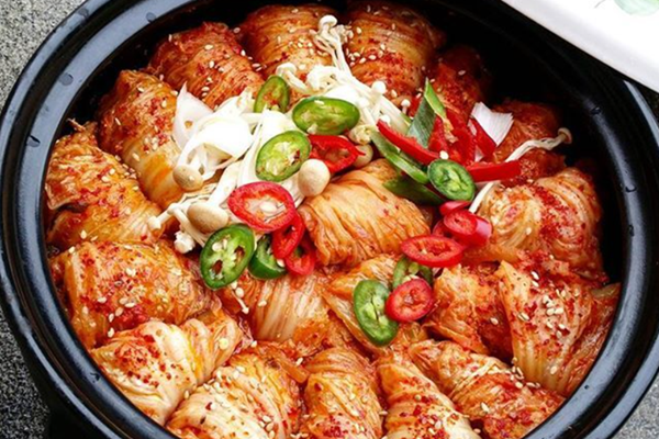 Bí quyết làm kim chi cuộn thịt ba chỉ thơm ngon mừng ngày 8.3 - Anh 1