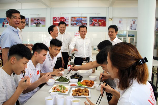 Trung tâm HLTT Quốc gia TP.HCM đặt mục tiêu 50 HCV tại SEA Games 31 và 20 HCV Para Games 11 - Anh 9