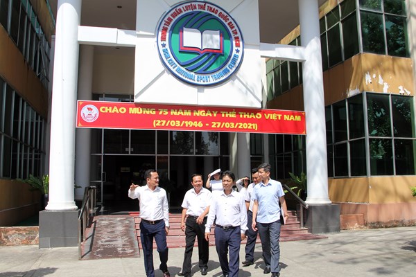Trung tâm HLTT Quốc gia TP.HCM đặt mục tiêu 50 HCV tại SEA Games 31 và 20 HCV Para Games 11 - Anh 1