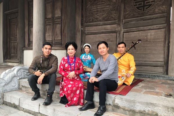 Mới lạ với Ngâm Kiều toàn tập - Anh 1