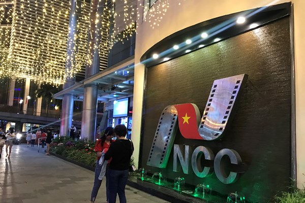 “Bố già” khuấy động phòng vé mùa dịch - Anh 2